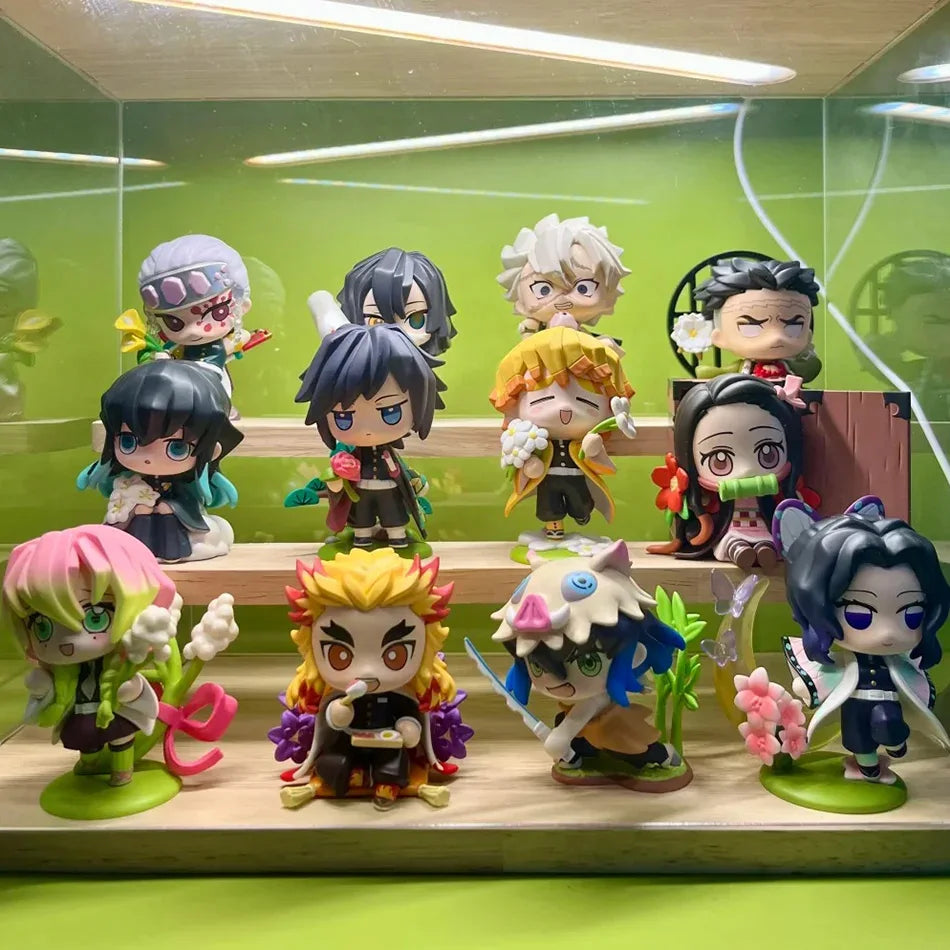 Kit 12 Bonecos Colecionáveis Demon Slayer Versão Q – PVC 6–9cm | Coleção Completa