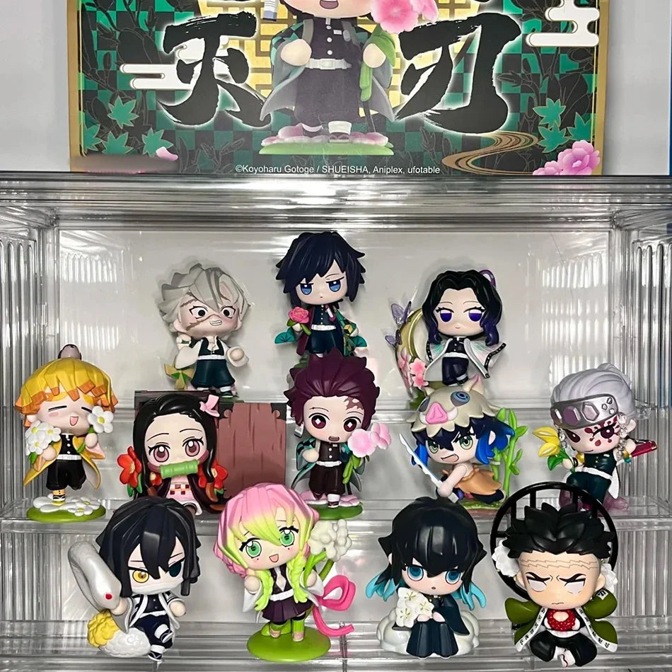 Kit 12 Bonecos Colecionáveis Demon Slayer Versão Q – PVC 6–9cm | Coleção Completa