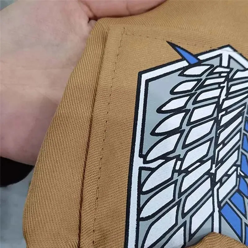 Fantasia Attack on Titan – Levi, Mikasa, Eren ou Hange | Kit Completo com Peruca